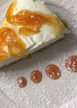 Cheesecake al cioccolato bianco e zest di arancia