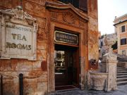 Babingtons for Darjeeling: charity auction at historic English tea room in Rome