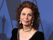 Sophia Loren to get award from Oscar Academy Museum