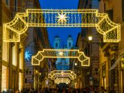 Italian cities impose new covid restrictions over Christmas season