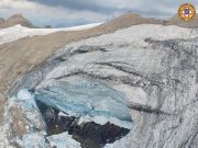 Marmolada: Glacier avalanche kills six in Italian Alps