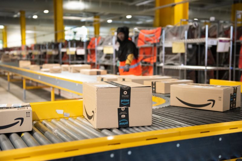 L’Italia affronta lo sciopero dell’argento nero dei corrieri Amazon