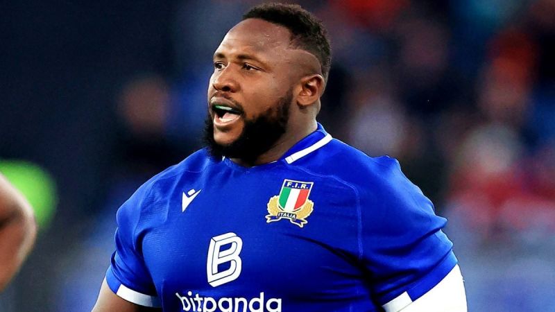 Prop hitam Italia Traore meledakkan rasisme setelah Natal pisang busuk