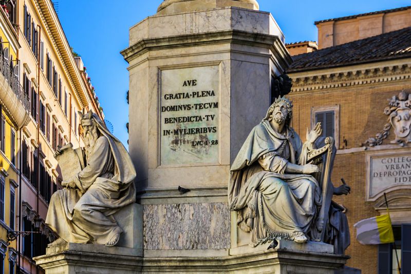 Roma menandai Pesta Maria Dikandung Tanpa Noda pada 8 Desember