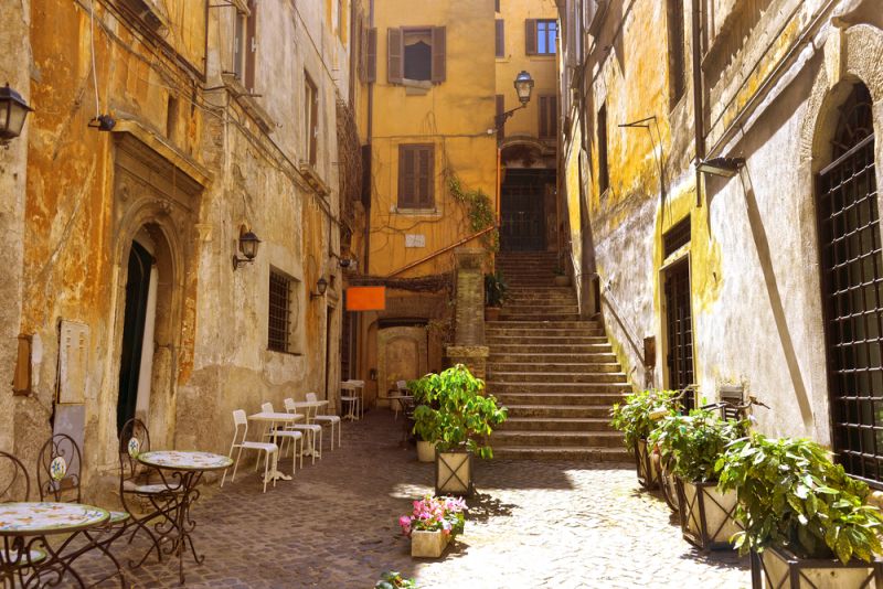 Unveiling Italy’s Most Common Real Estate Scams: Protecting Yourself i