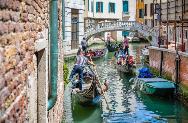 Venice to double tourist entry price by 2025 Venice to double tourist entry price by 2025