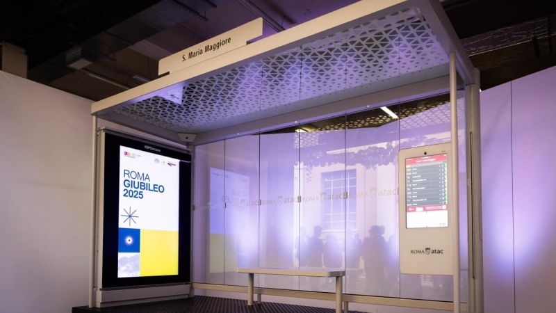 Rome debuts modern bus shelters with advanced technology